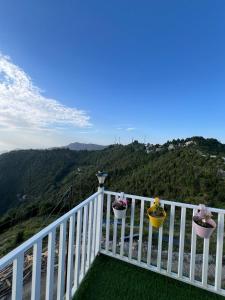 Mukteshwar Villa 5BHK w Scenic Mountain Views