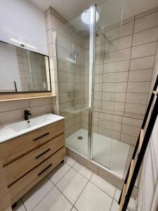 Le Marin - Cosy flat 500 metres from the sea