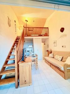 La voile bleue - 130 metres from the beach