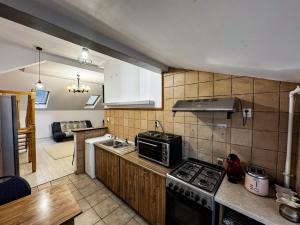 Panoramic Apartment - Central