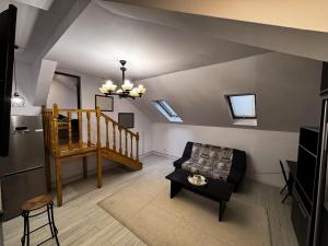 Panoramic Apartment - Central