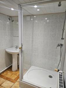 Rez-de-jardin appartement 1 chambre Guéret