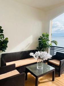 Taal View unit - at Club Balai Isabel