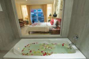 Baitong Heritage Hotel