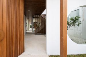 Luxury 4BR Villa - Pool, Rooftop, Berawa Canggu