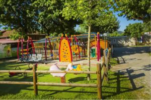 Happy Camp Mobile Homes in Camping Italia Lido