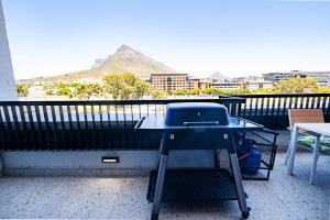 312 Riverlands - Lux 2 bedroom Apartment