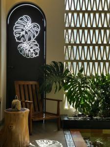 Coastline Peak Retreat