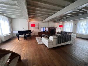 Magnific 3 floors Authentic Dutch House with Terrace