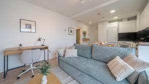 XPCE Urban 21 MALAGA SKYLINE - Parking Free