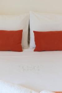 Invictus Escape – Jacuzzi & Charm in the City