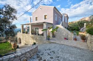 Villa Filothea with Jacuzzi and sea view