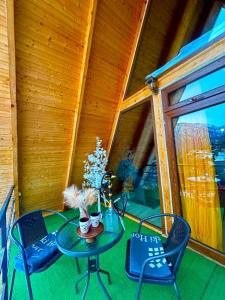 Cottage sunrise merisi