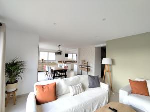 Spacieuse et élégante familiale à 400m de la mer