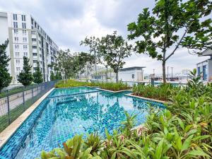 Radia Bukit Jelutong 2 Queen Beds & Netflix