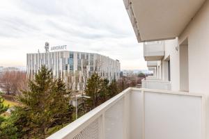 Nook Airport Studios, 5 min from BTS Airport