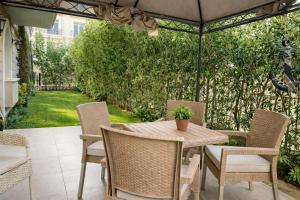 Elegant Hydepark Apt With Garden