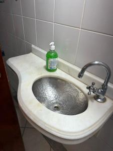Quarto em ótima localização