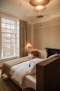 ADAM & EVE Paleisstraat