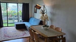 Aldridge Residence Cosy Apt @EMIRA Residence