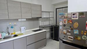 Aldridge Residence Cosy Apt @EMIRA Residence