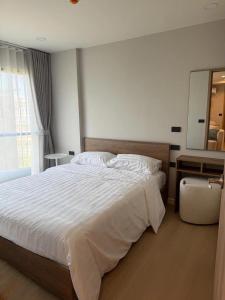 Stylish 2BR condo in the heart of Bang Tao