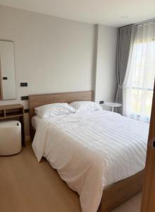 Stylish 2BR condo in the heart of Bang Tao