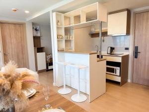 Stylish 2BR condo in the heart of Bang Tao