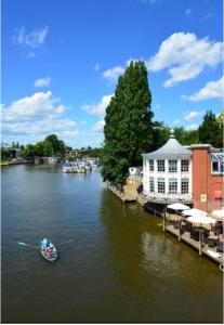 Spacious 3-Bed, Patio By River & Hampton Court!