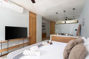 Una Luna by Luwii Stays