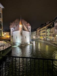 At SIKO Annecy Downtown Apartment & Terrace