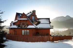 Karpielówka Suites Parking & Mountain View by Downtown Apartments