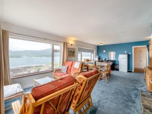 3 Bed in Caherdaniel oc-i144