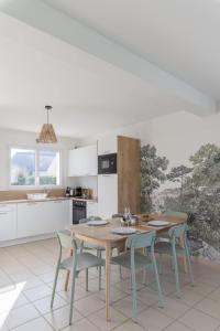 AN 19 - Charmante maison a 300m de la mer