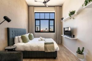 Newly renovated City apartment