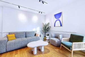 Spacious & Quiet Apartment near Eiffel Tower