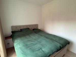 Carlsberg stunning apt w balcony