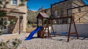 Casa Nona Anica by Villas Guide