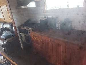 Lovely Houseboat in Brighton with Hot Tub and City Centre Access