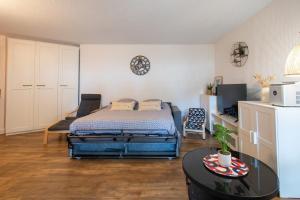 Golf & Lac Ponant grand 70m2 Clim Box Velos, Calme