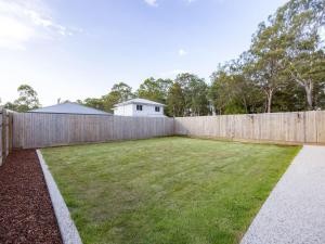 Family-Friendly 4BR Retreat Near Brisbane