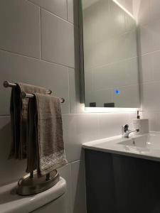 Confort total con estacionamiento en Ñuñoa