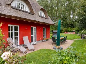 Holiday Home Hideaway by Interhome