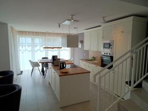 Holiday Home Admirals Corner Lee by Interhome