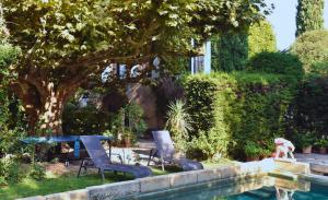 Location vacances mas provencal avec piscine billard pingpong Saint Remy de Provence 8 pers