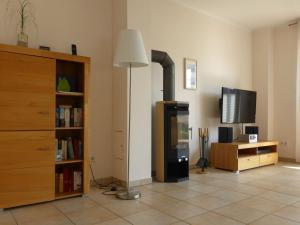 Holiday Home FH an Seen und Meer by Interhome