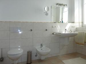 Holiday Home FH an Seen und Meer by Interhome