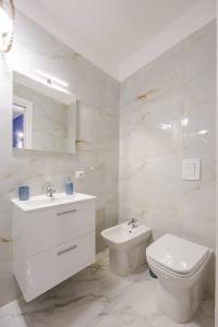 Nalusa - al centro della Rivera di Chiaia