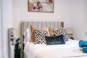 Spacious 4-Bed Retreat - Saint Helens - Free Wi-Fi