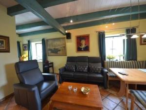 Holiday Home Kapitänshaus by Interhome